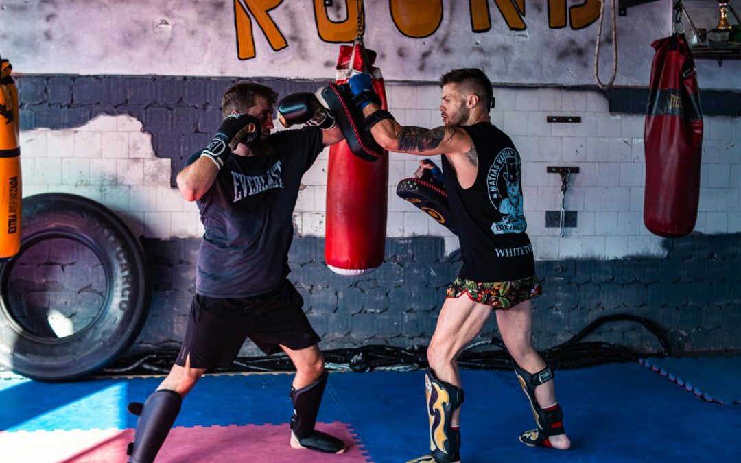 Is A Personal Trainer Worth It? 7 Benefits Of Hiring A Personal Trainer